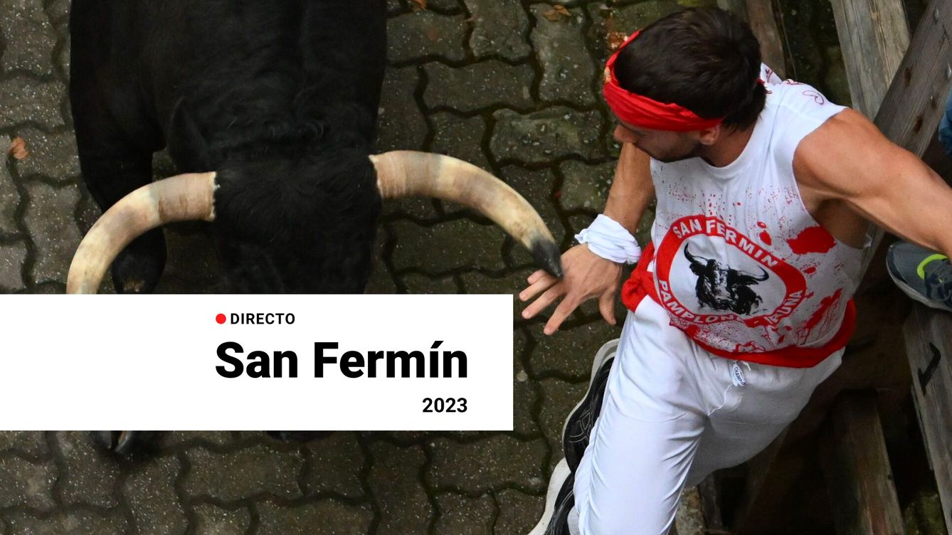 Foto: San Fermín 2023, hoy en directo | Segundo encierro con los toros de José Escolar: resumen y parte de heridos de los Sanfermines  (EFE/Eloy Alonso|EC Diseño)