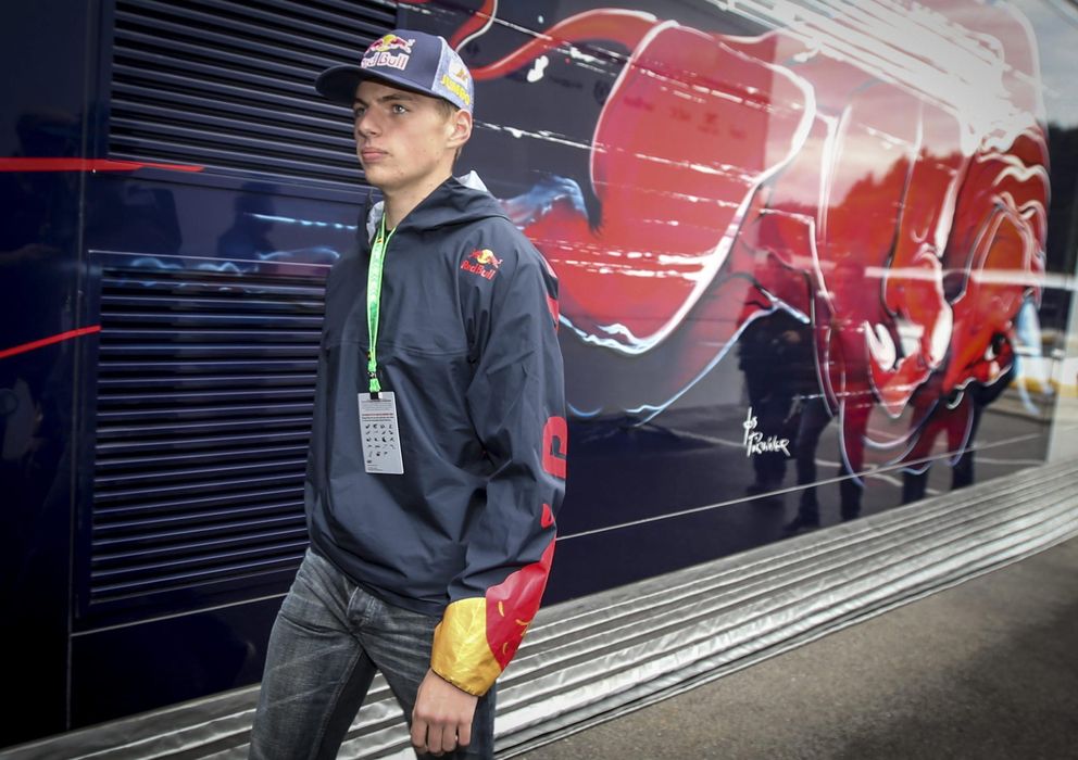 Foto: Max Verstappen asistiendo a una reunión con Toro Rosso 