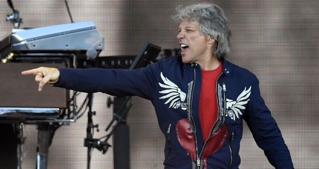 Jon Bon Jovi, en un concierto en Suiza. (EFE/Walter Bieri)    
