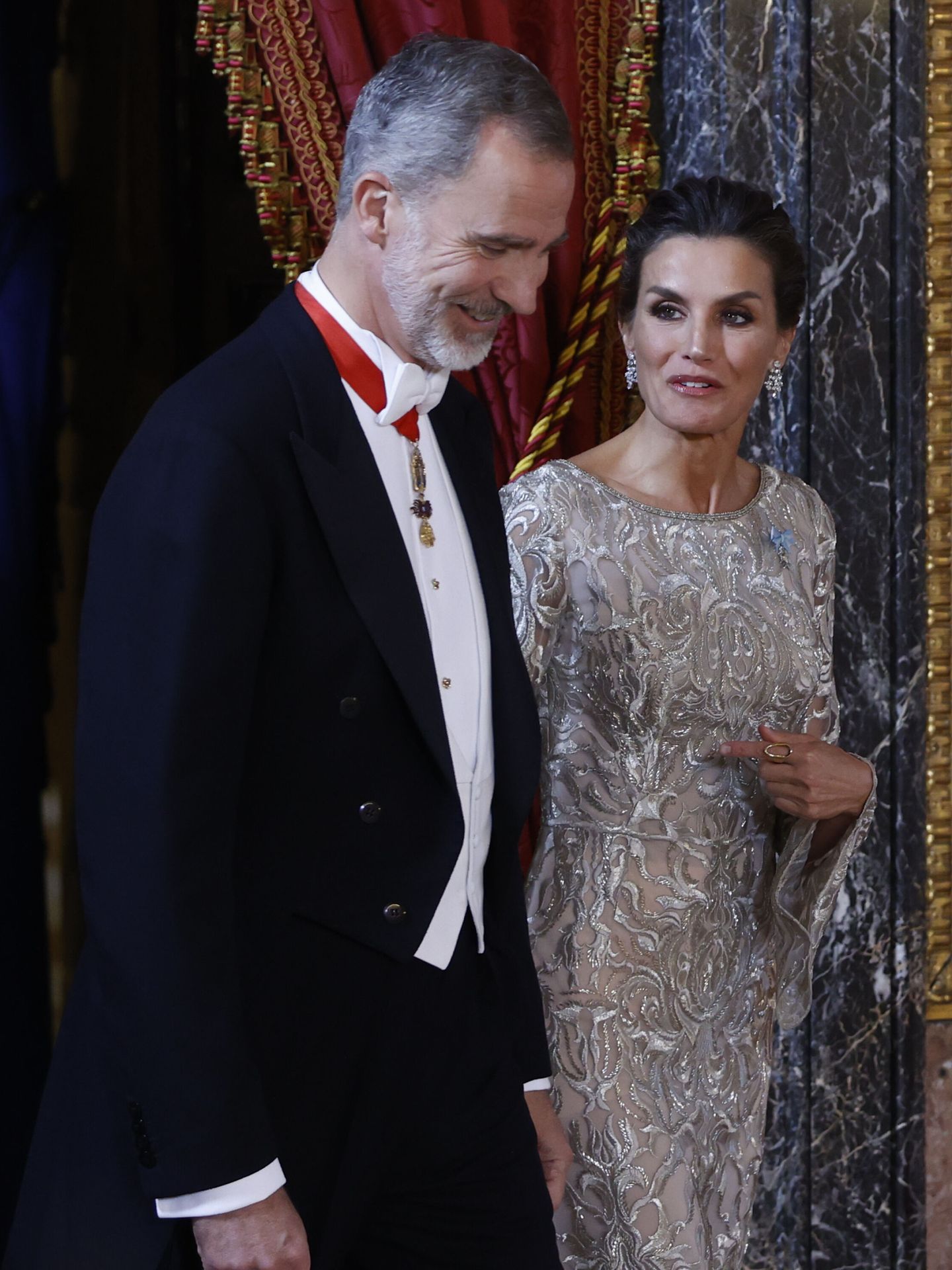 Los Reyes, durante la última cena de gala celebrada en el Palacio Real. (EFE Mariscal)