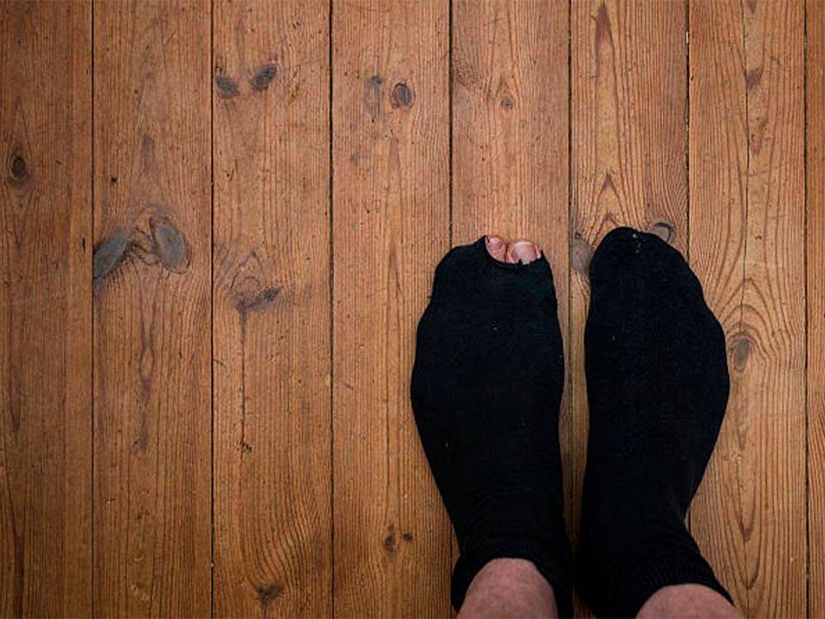 Foto: Cuatro sorprendentes usos para sacar provecho a los calcetines con agujeros (iStock)