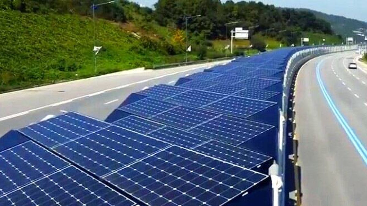Crean una autopista solar para bicicletas que genera electricidad