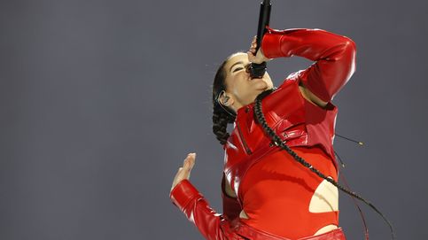 Rosalía ya no 'combina Versace': todos los looks de su tour 'Motomami'