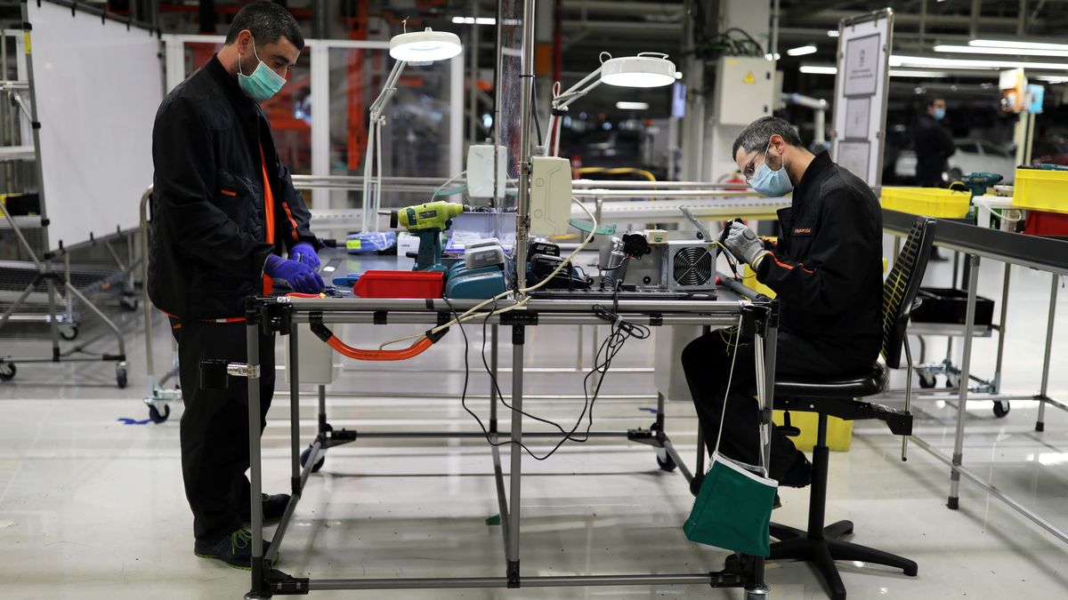 La actividad manufacturera de España crece al ritmo más rápido de tres meses