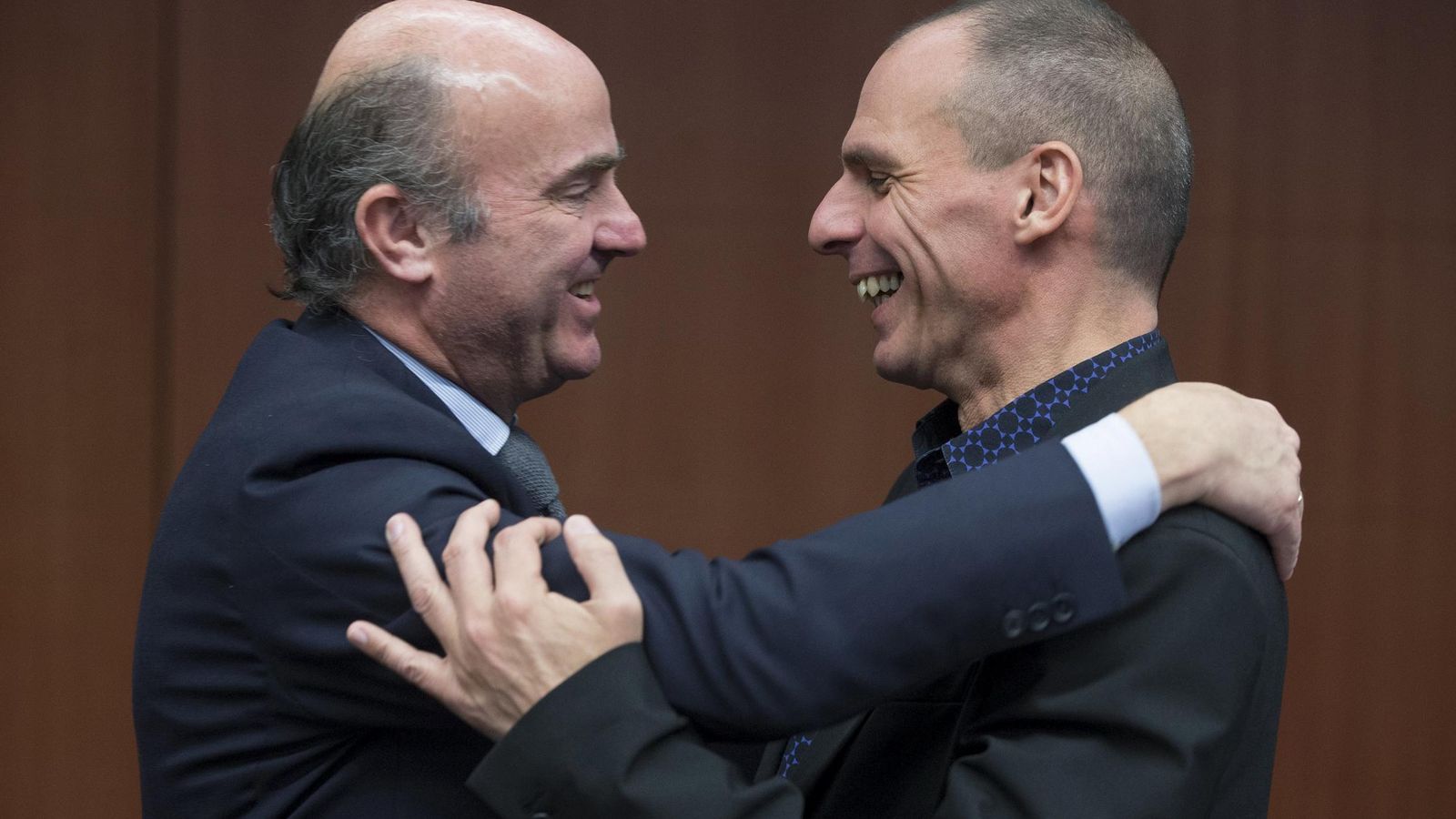 Foto: El ministro de Economía, Luis de Guindos, y Yanis Varufakis. (Reuters)