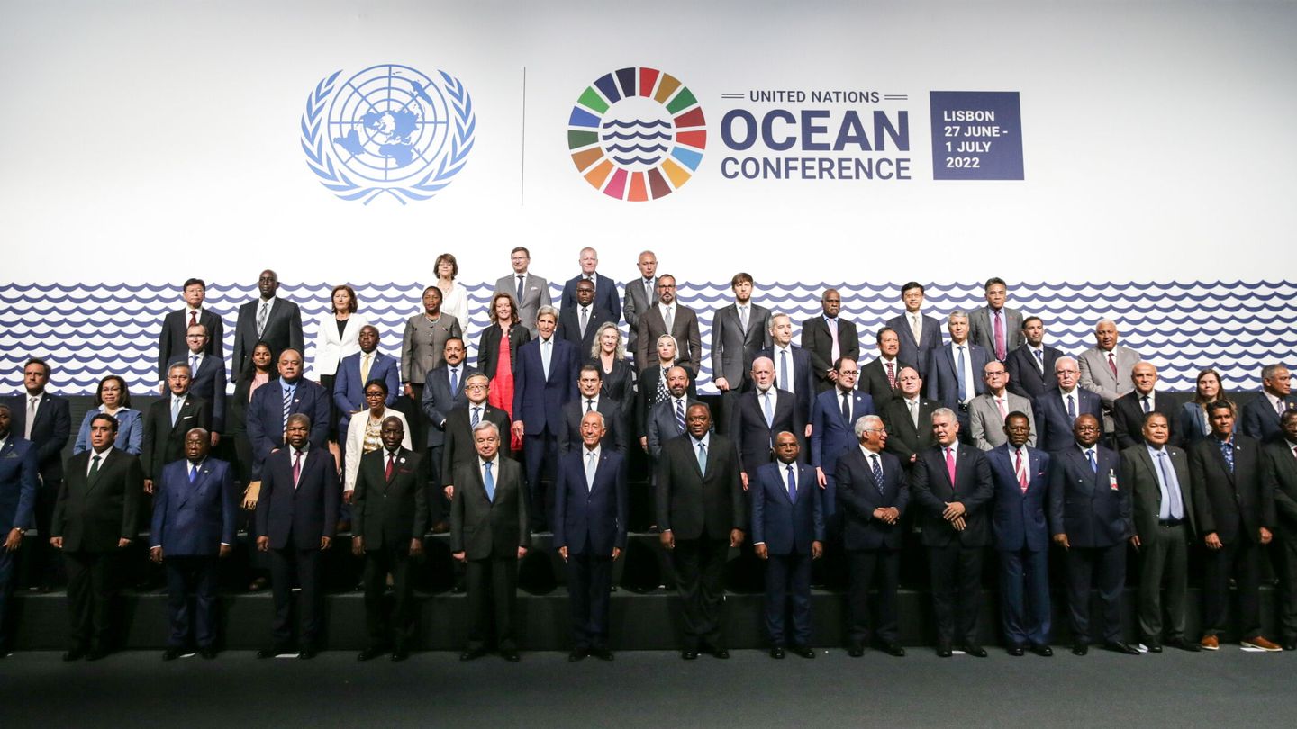 Foto oficial de la Cumbre los Océanos de la ONU en Lisboa (EFE/T.Petinga) 