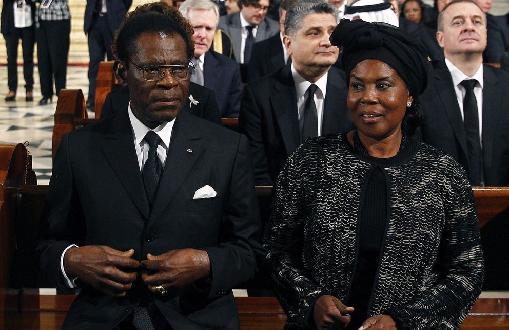 El presidente de Guinea Ecuatorial, Teodoro Obiang, y su esposa, Constancia Mangue.