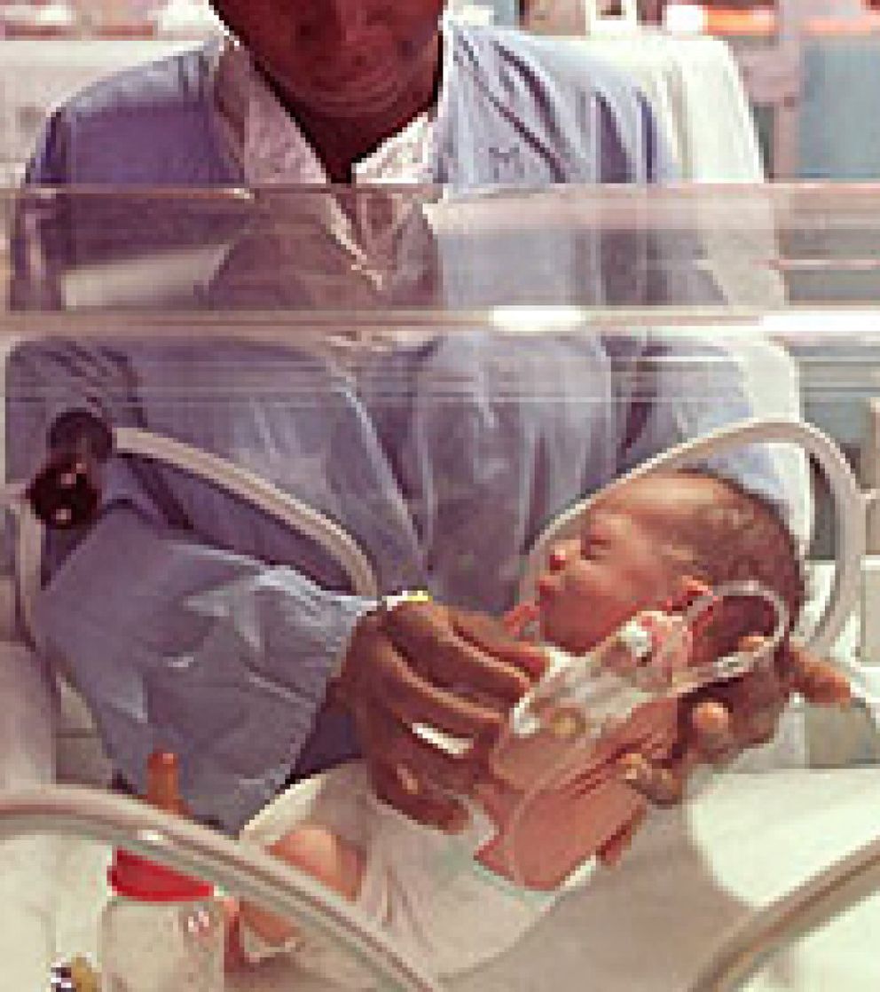 Foto: Prueban la musicoterapia en los bebés prematuros