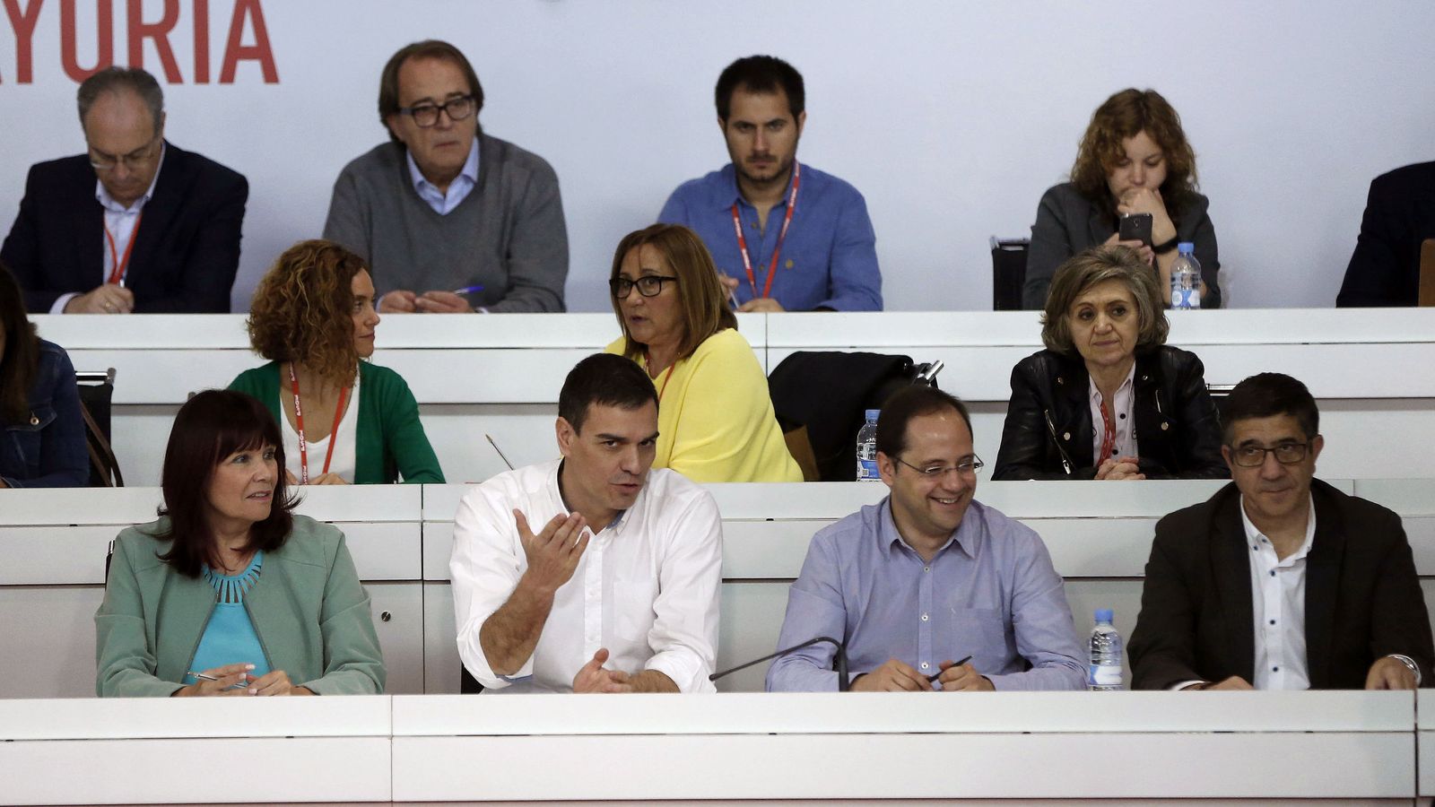 Foto: Reunión extraordinaria del Comité Federal del PSOE. (EFE)