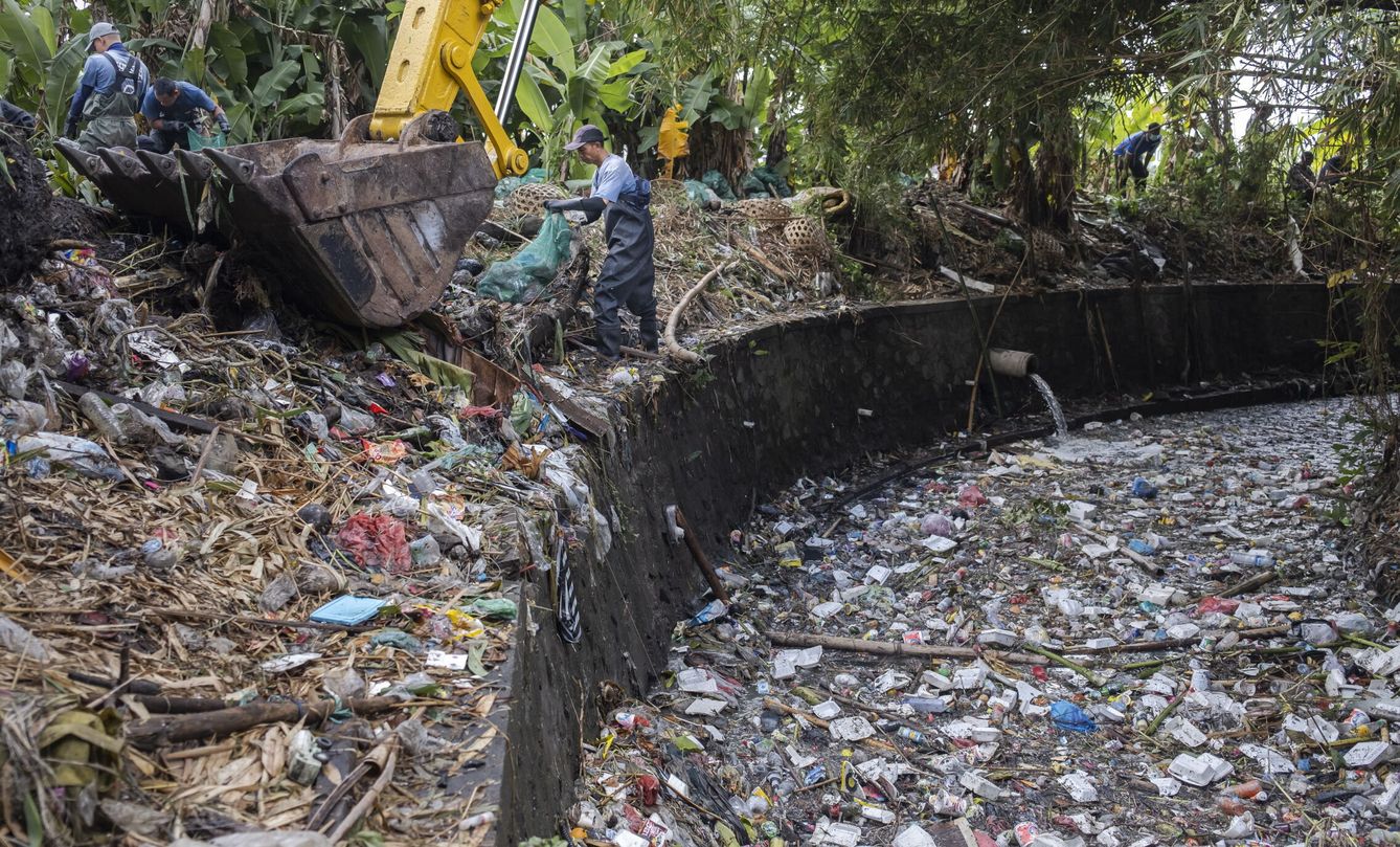 La contaminación plástica está totalmente descontrolada. (EFE/M. Nagi)