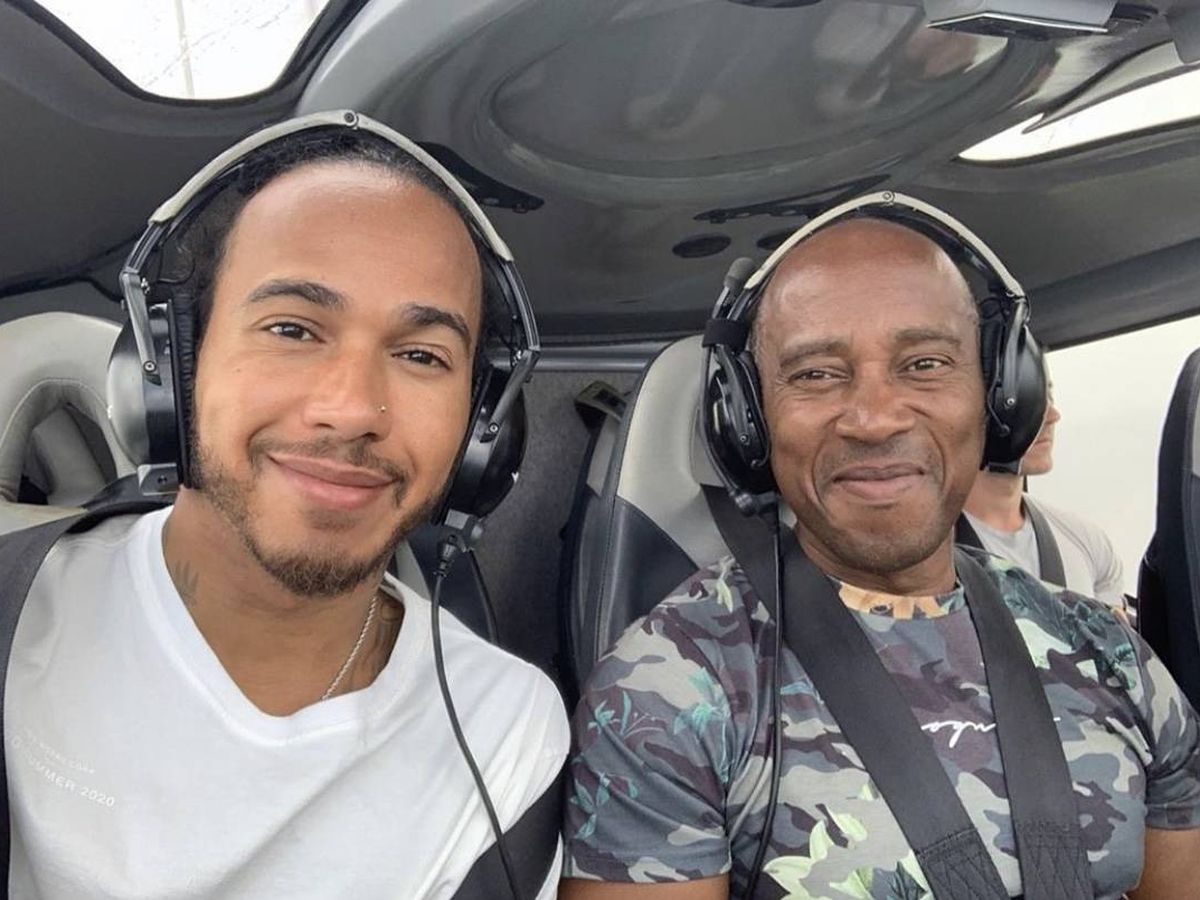 Foto: Lewis Hamilton, con su padre en un reciente viaje (Twitter Lewis Hamilton)