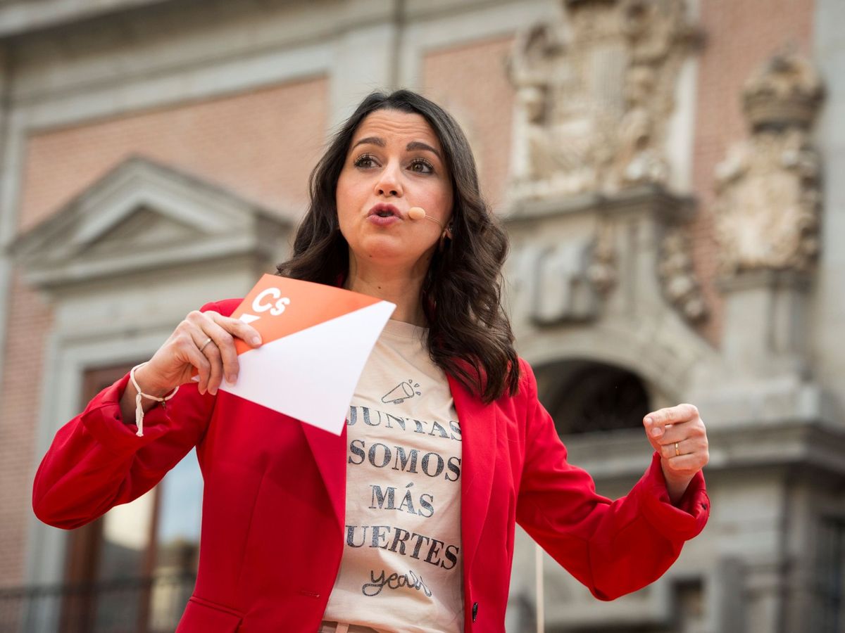 Foto: Inés Arrimadas, en un acto de campaña de Ciudadanos. (EFE/Luca Piergiovanni)