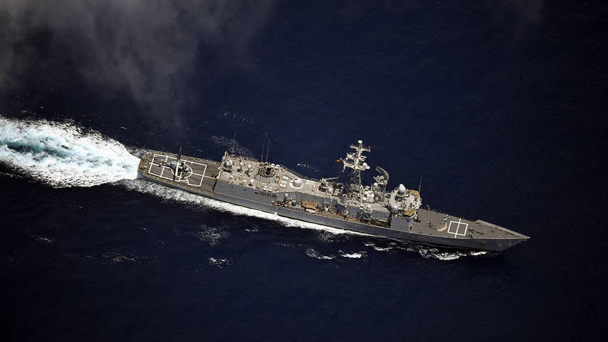 La fragata española Victoria vigila el secuestro pirata del buque búlgaro MV Ruen