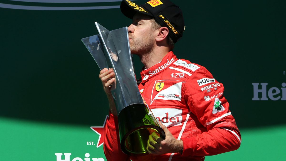 Sebastian Vettel, el campeón del mundo que encuentra la felicidad en un cortacésped