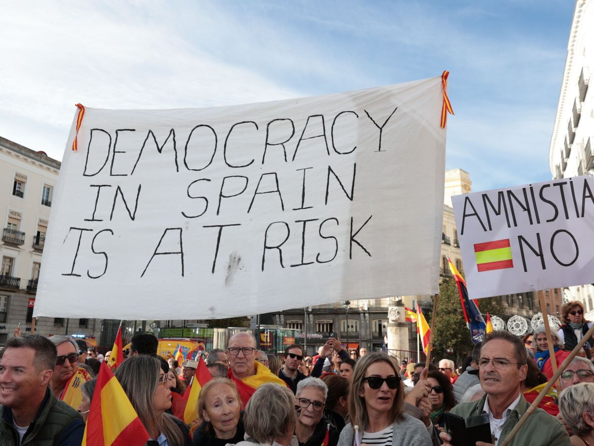 Foto: El PP protesta en Madrid contra la amnistía. (Europa Press/Jesús Hellín)