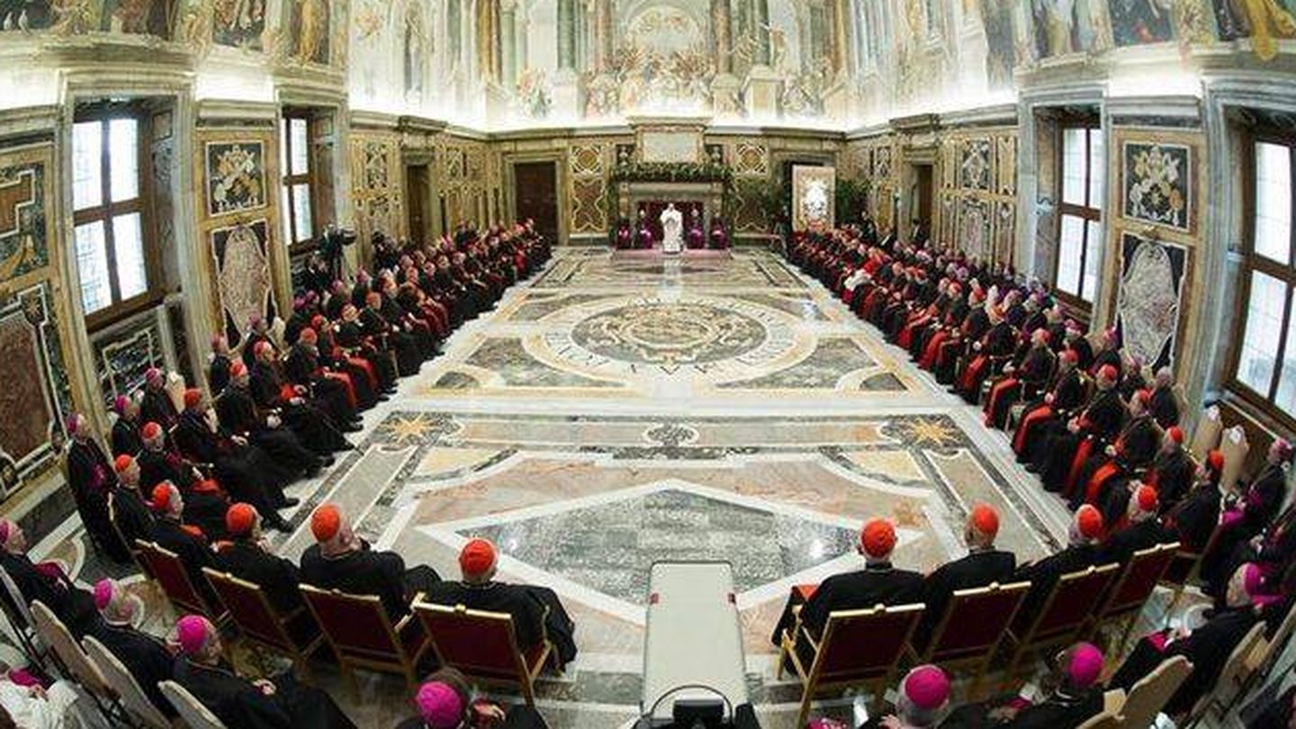 El Papa preside una reunión en el Vaticano. (EFE)