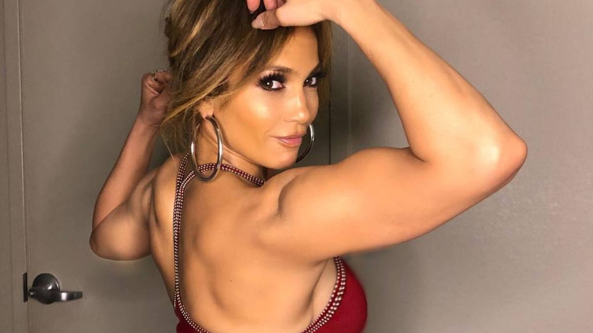 El ejercicio con el que Jennifer Lopez logra unos brazos firmes y tonificados