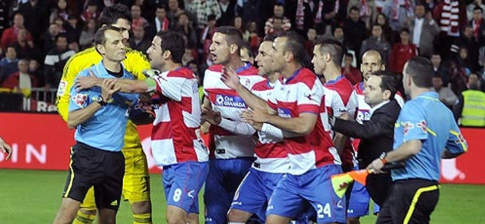 Foto: El pánico al descenso: Sporting, Zaragoza, Rayo, Granada y Villarreal