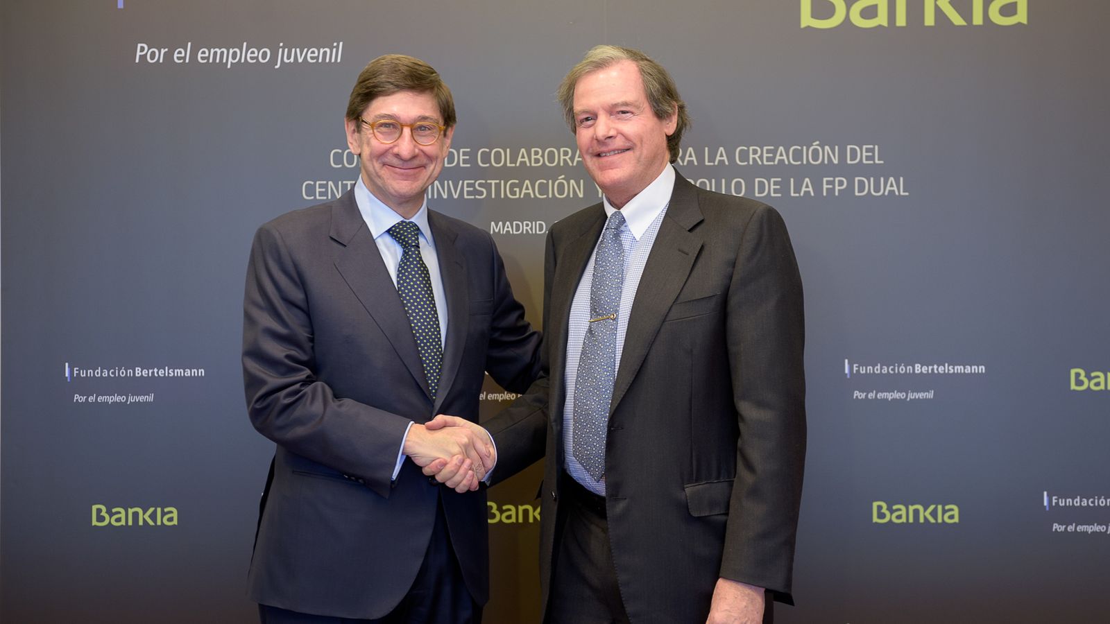 Foto: José Ignacio Goirigolzarri, presidente de Bankia, junto a Francisco Belil, vicepresidente de la Fundación Bertelsmann. (Bankia)