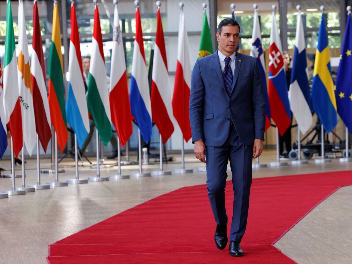 Foto: Pedro Sánchez, a su llegada este jueves a la cumbre Unión Europea-Balcanes Occidentales. (Reuters/Yves Herman)