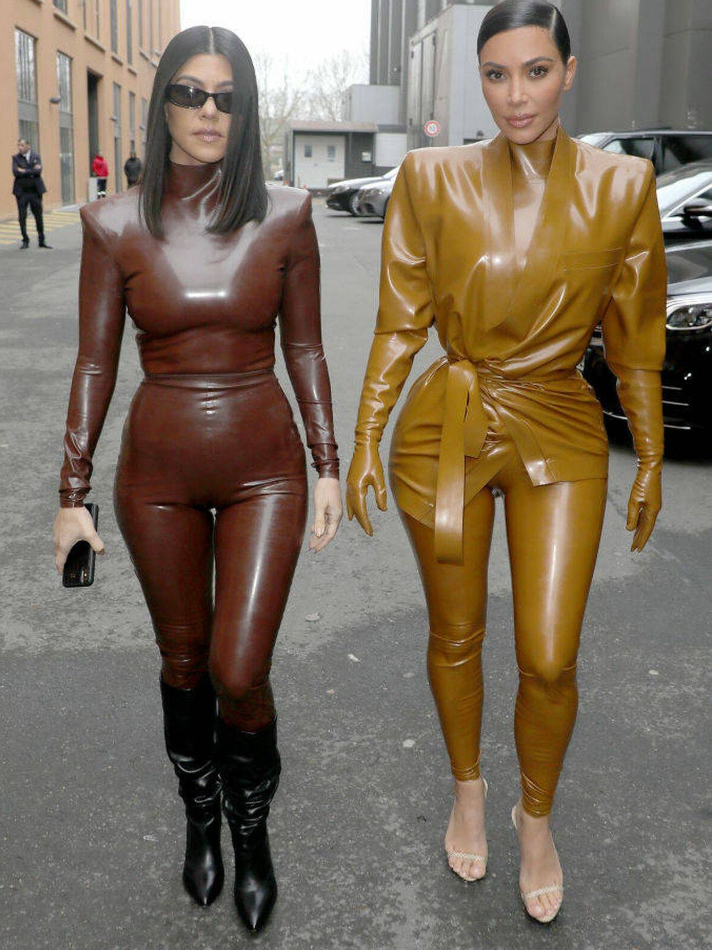 Kourtney y Kim Kardashian. (Getty)