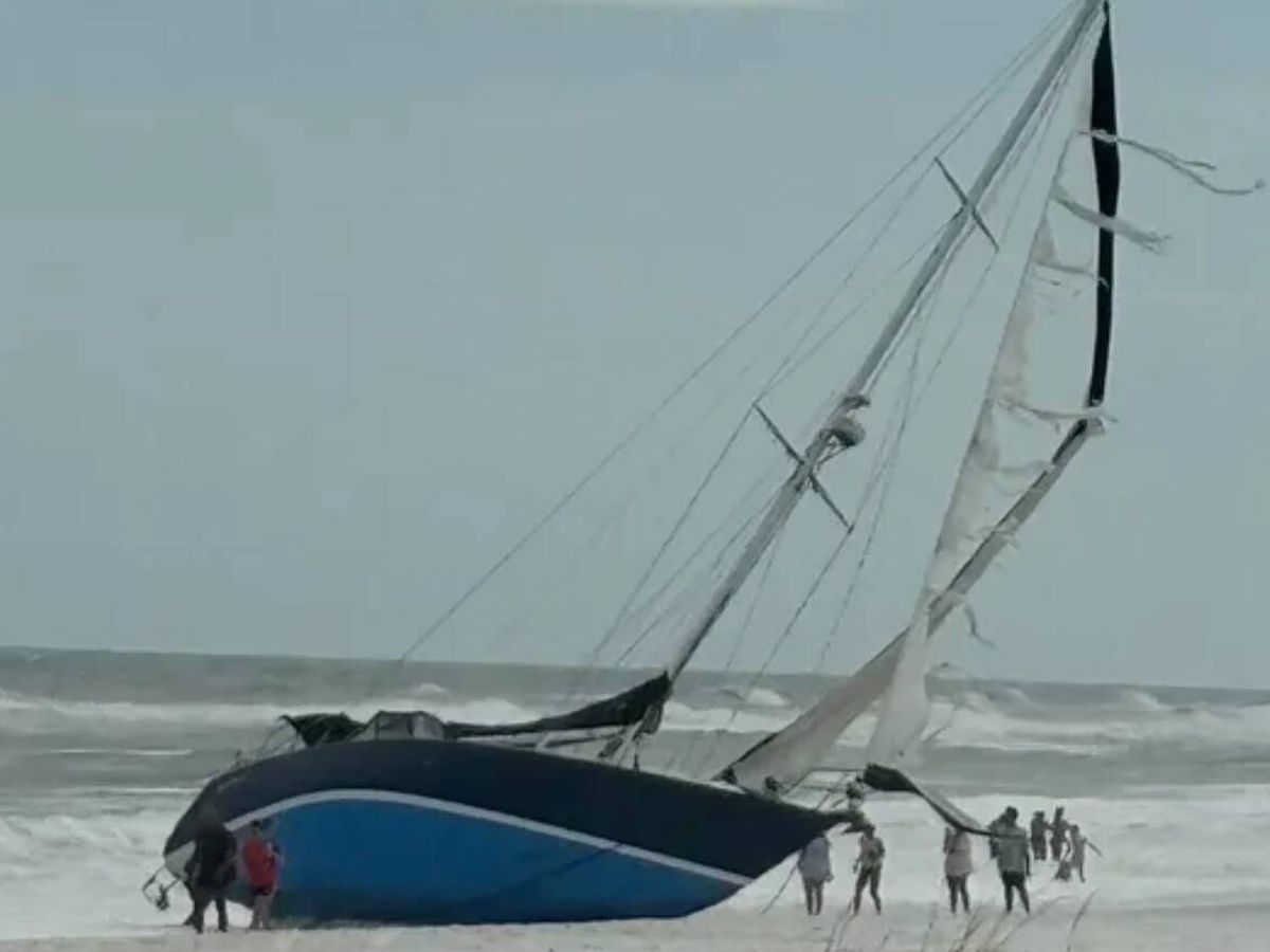 Foto: El 'barco fantasma' aparecido en Florida. (GoFundMe)