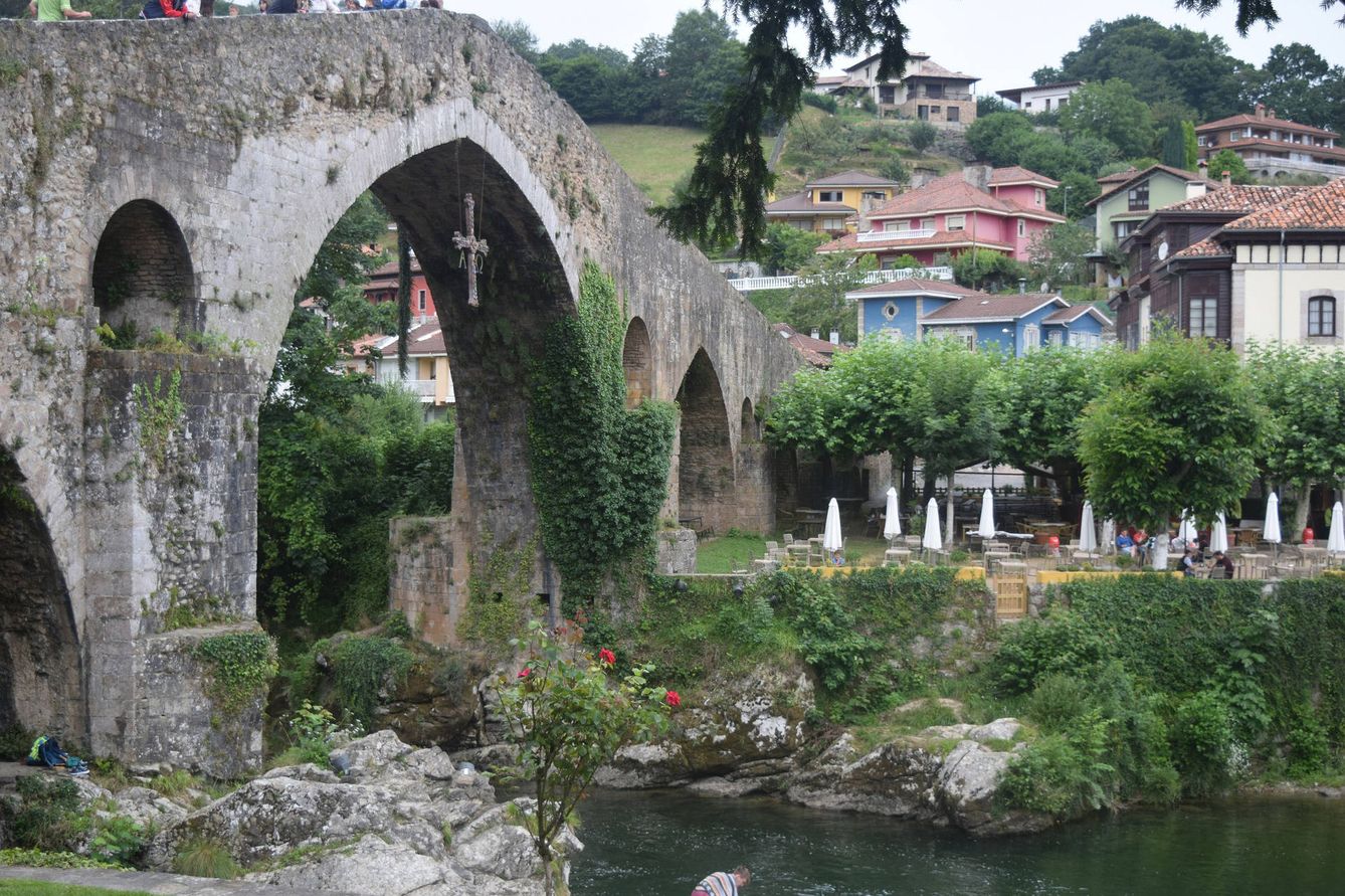 Puente romano de Cangas de Onís  (Creative Commons).