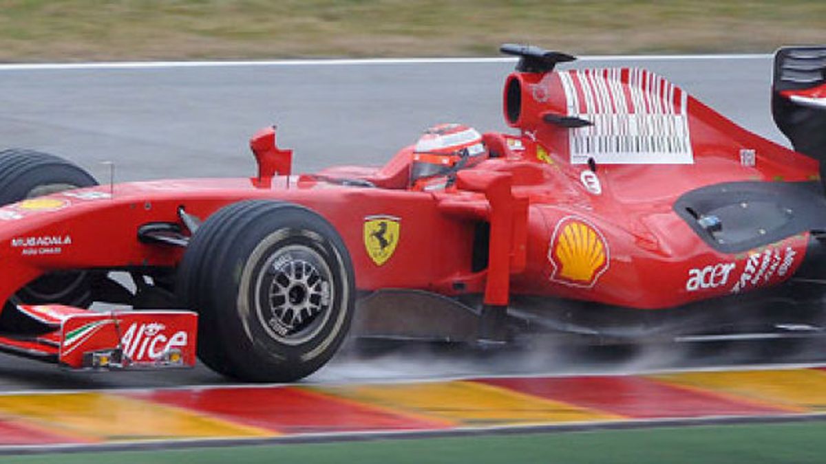 Ferrari continúa probando el F60 bajo la lluvia con Raikkonen