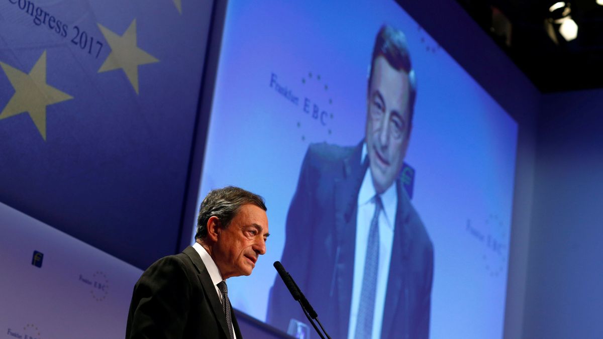 Draghi defiende la política monetaria del BCE: "No está dañando a los bancos"
