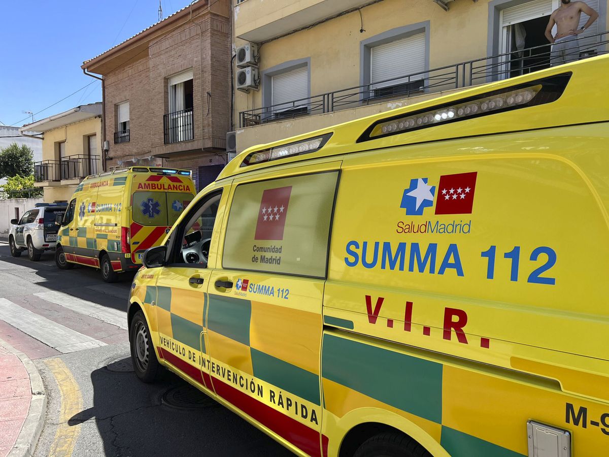Foto: Una ambulancia del SUMMA en Madrid. (EFE/ Emergencias Madrid)