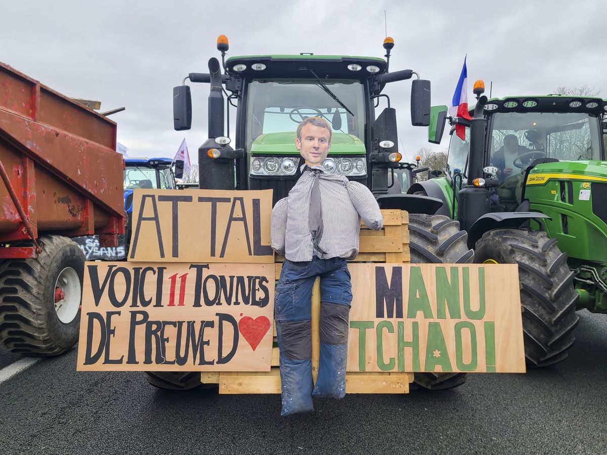 Foto: ¿Qué está pasando con los agricultores en la frontera entre Francia y España? (EFE/Edgar Sapiña)