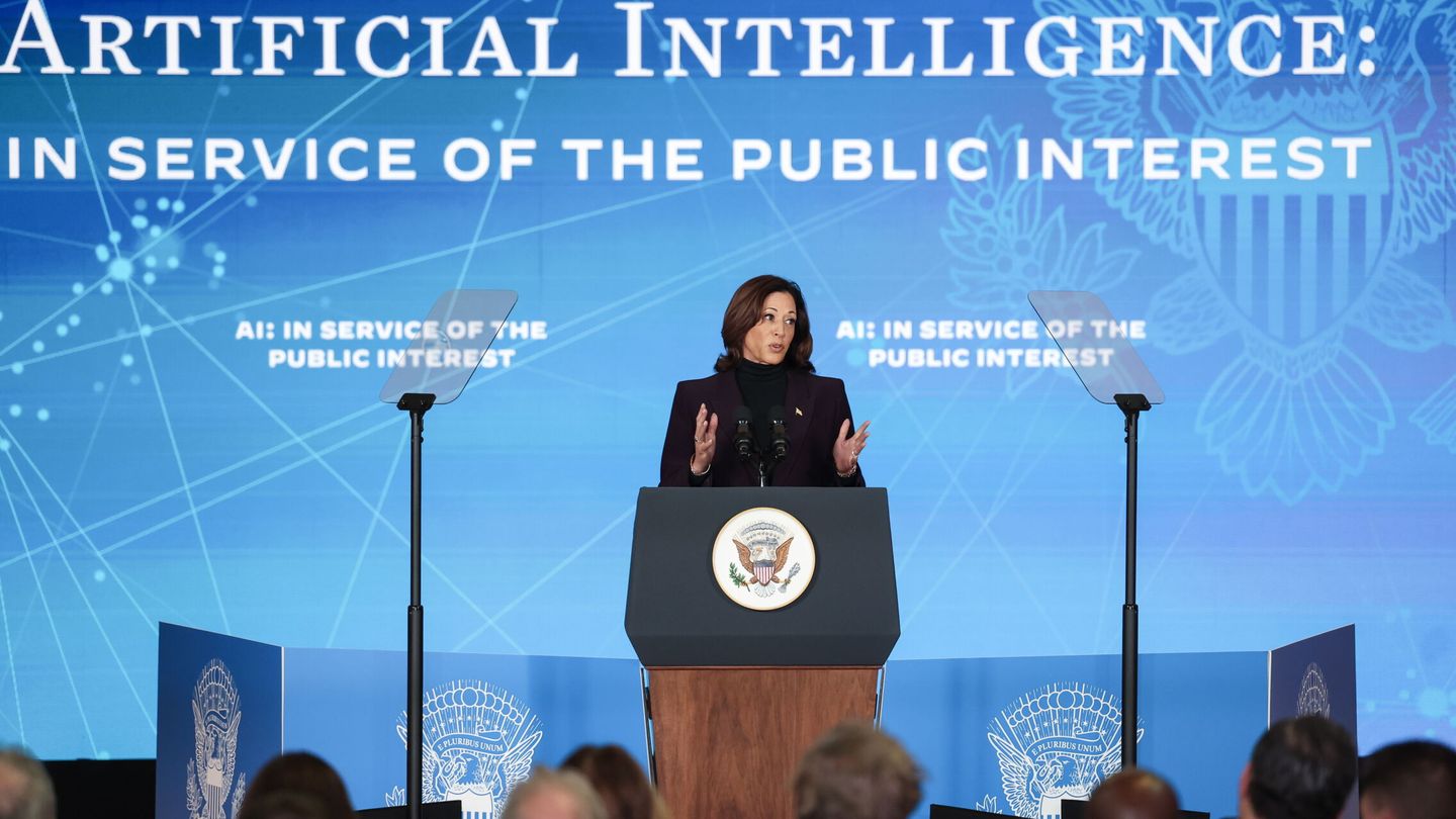 La vicepresidente de EEUU, Kamala Harris, en su discurso en el AI Safety Summit celebrado en Reino Unido. (EFE)