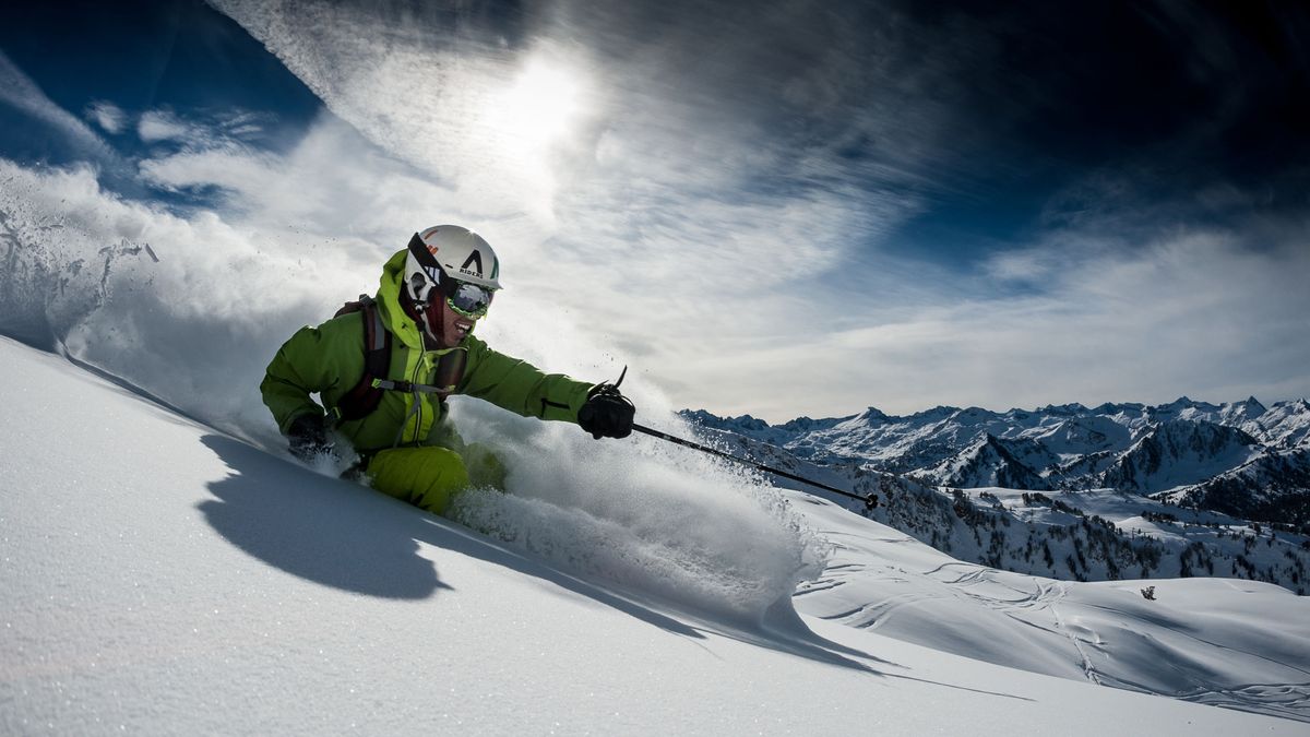 Cinco consejos básicos para no lesionarte cuando comiences tu temporada de esquí