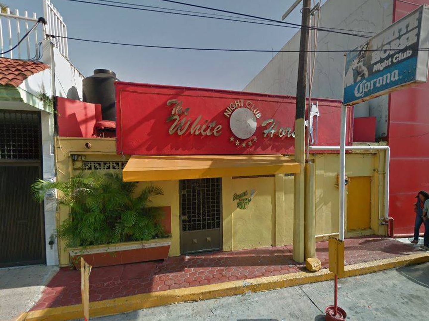'Caballo Blanco', local de la ciudad de Veracruz antes de ser atacado.(Google Maps)