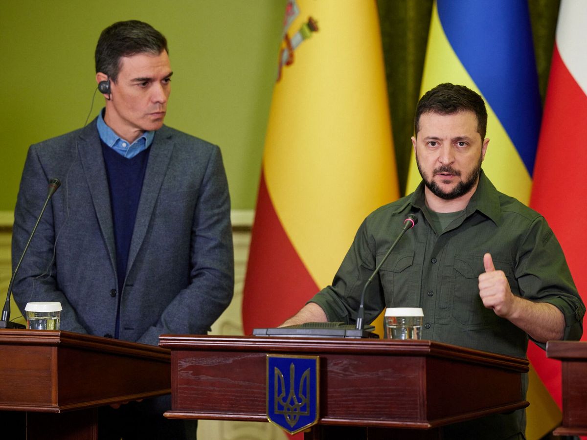 Foto: El presidente del Gobierno, Pedro Sánchez, y su homólogo ucraniano, Volodímir Zelenski. (Reuters/Agencia de Prensa de la Presidencia de Ucrania)