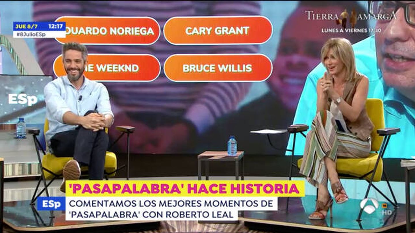 Susanna Griso y Roberto Leal en 'Espejo público'. (Antena 3)