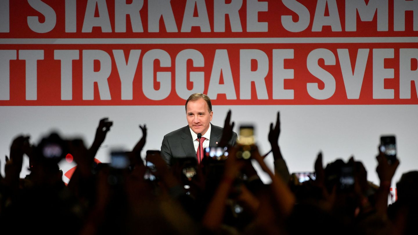 Stefan Löfven celebra en la sede del partido su victoria electoral. (Reuters)