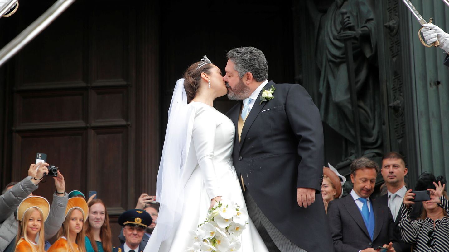 El beso más esperado. (Reuters)