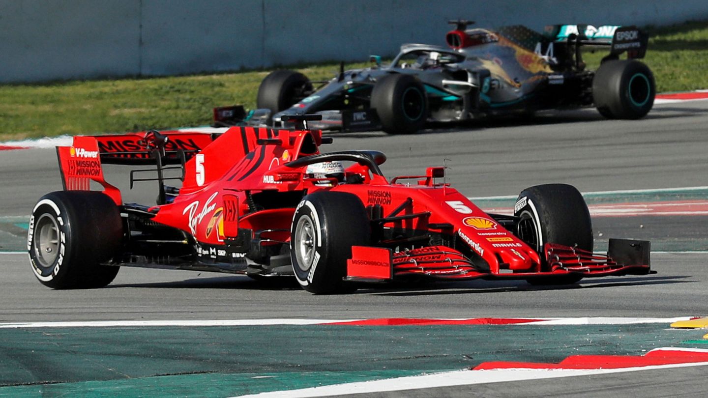 Sebastian Vettel durante los test de Barcelona. (Reuters)