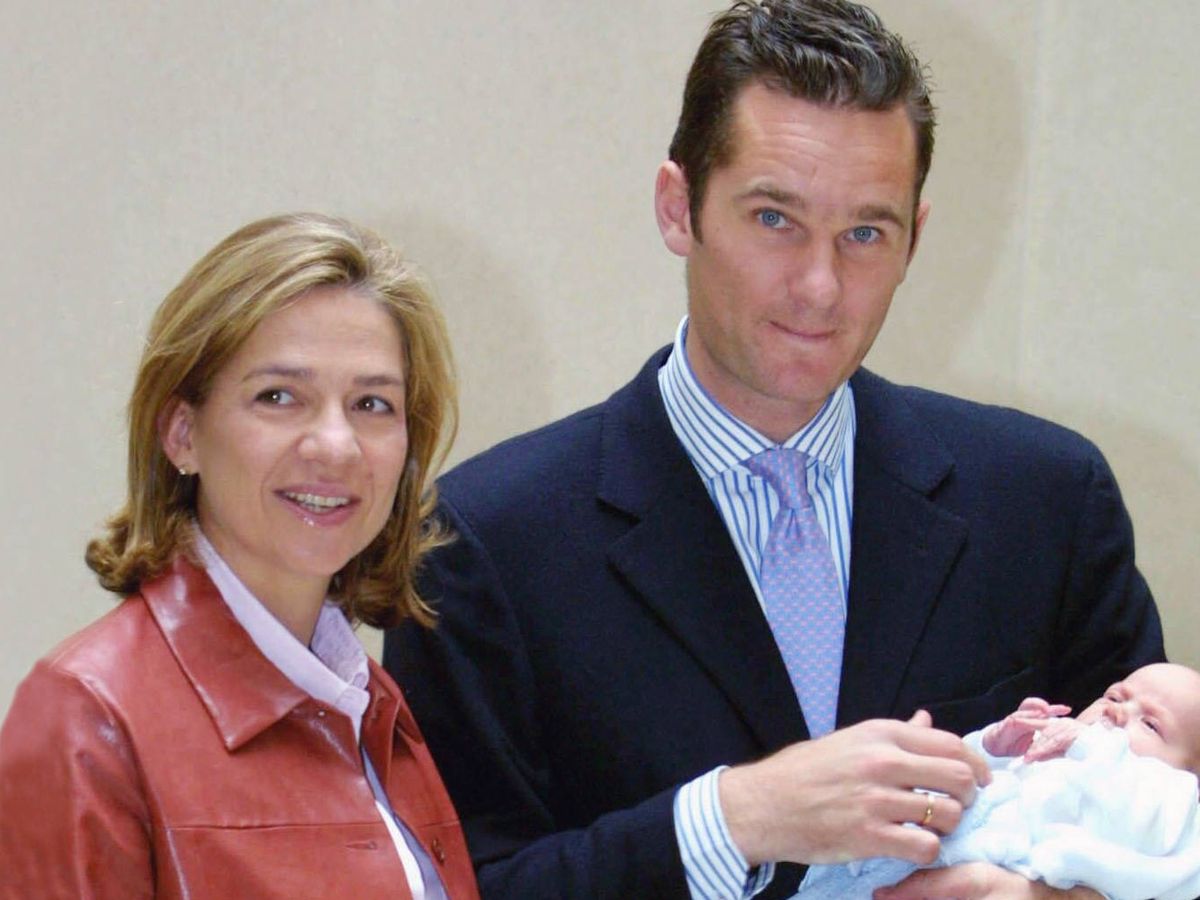 Foto: Cristina e Iñaki, con Miguel recién nacido. (Getty)