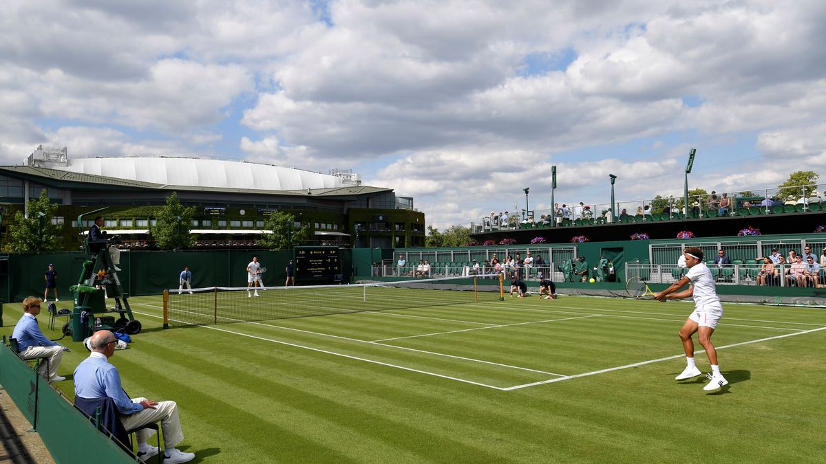 Wimbledon multa con 50.000 euros a Tomic por no jugar lo suficientemente bien