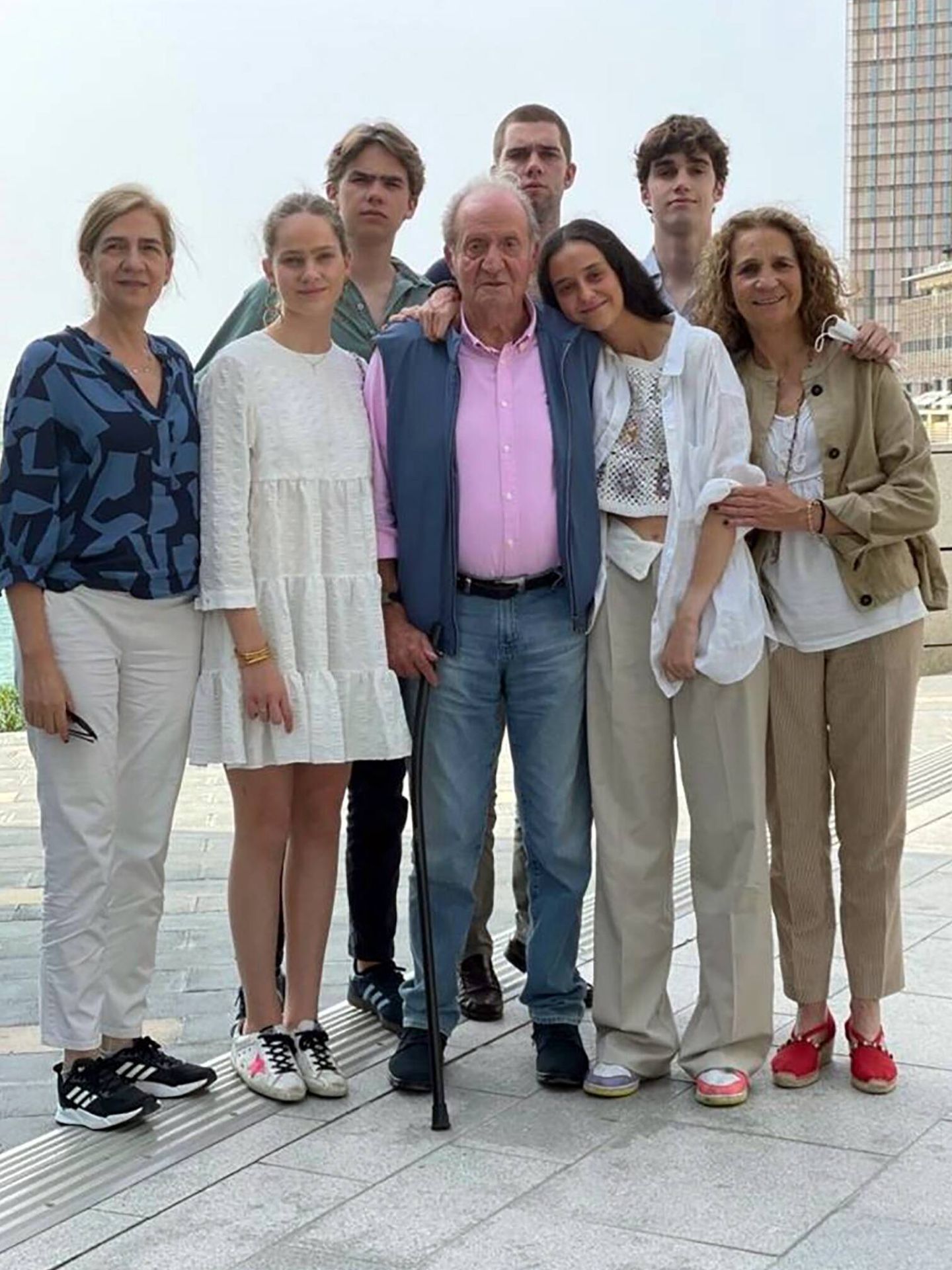 El rey Juan Carlos recibió la visita de sus dos hijas y parte de sus nietos esta Semana Santa. (Europa Press)