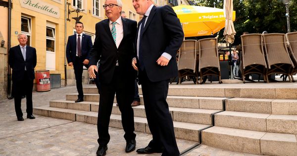 Foto: Jean-Claude Juncker y Boris Johnson. (Reuters)