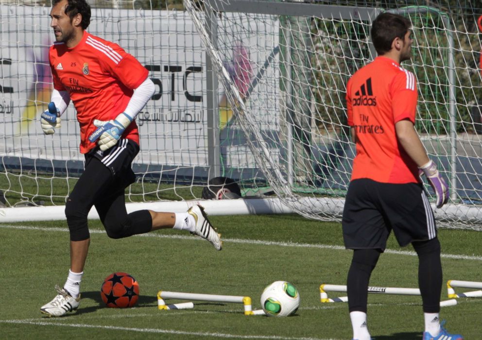 Foto: Diego López y Casillas, durante un entrenamiento del Real Madrid (EFE)