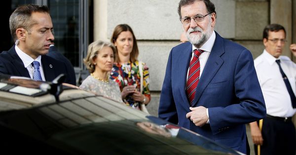 Foto: El presidente del Gobierno, Mariano Rajoy, a su llegada a la sesión de control al Ejecutivo en el Congreso de los Diputados. (EFE)