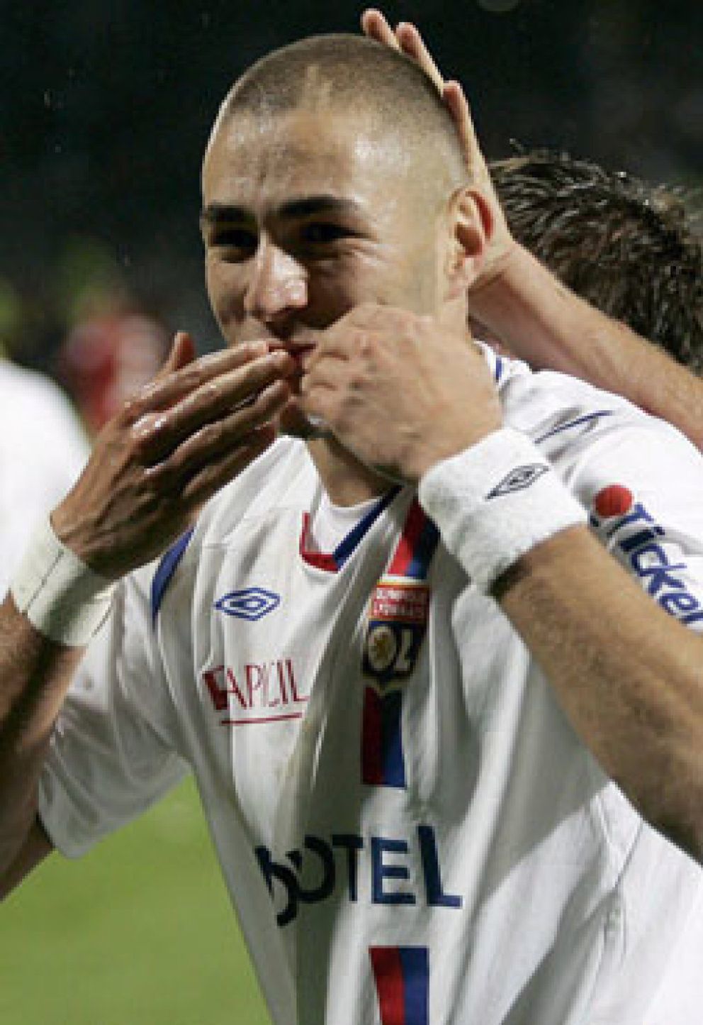 Foto: Benzema insiste: "Quiero ir al Madrid"
