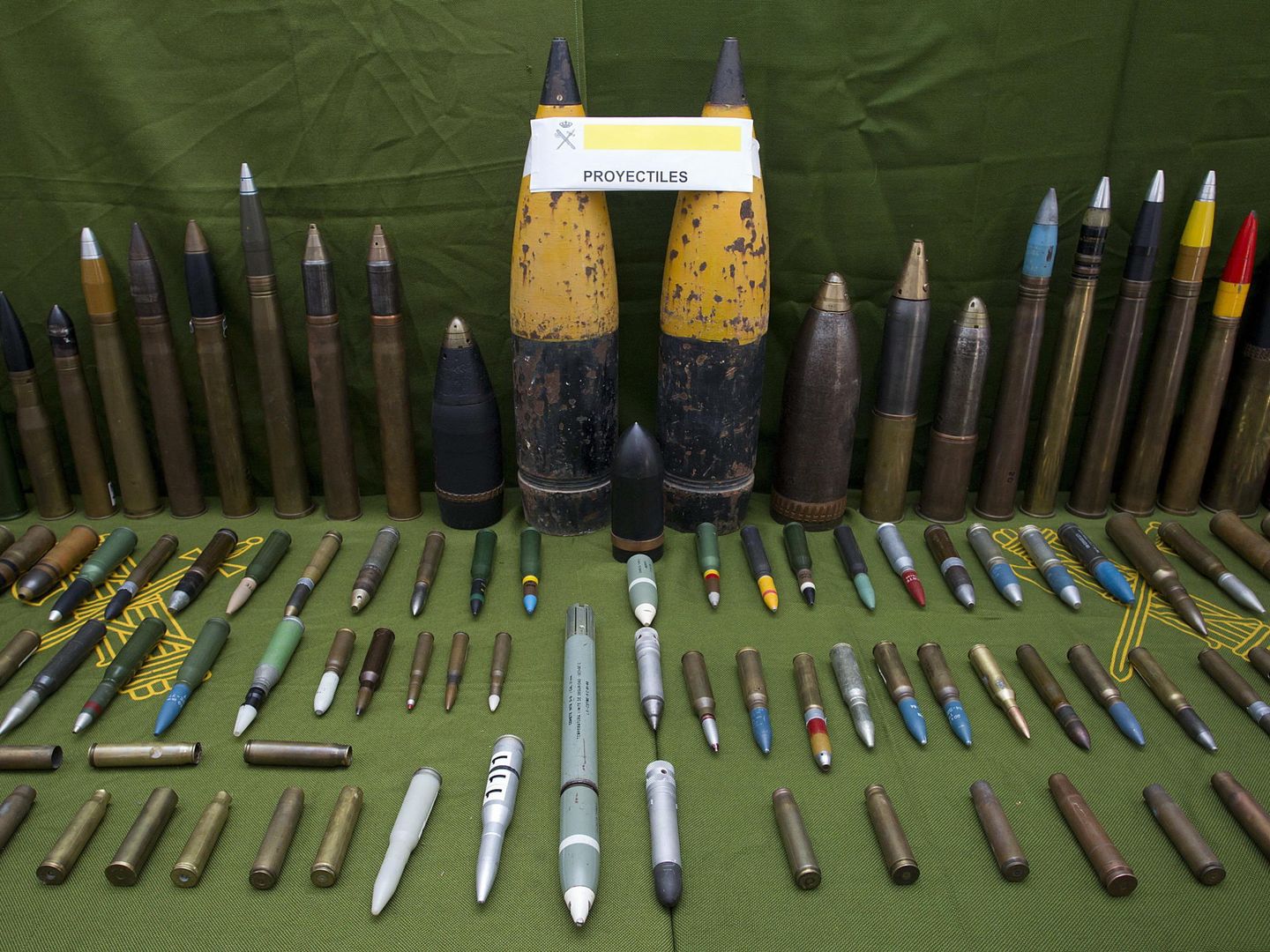 Foto de archivo de otra incautación de municiones ilegales. (EFE)