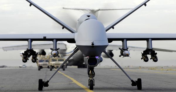 Foto: El dron MQ-9 Reaper, armado con misiles Hellfire y bombas GBU-12. (USAF)