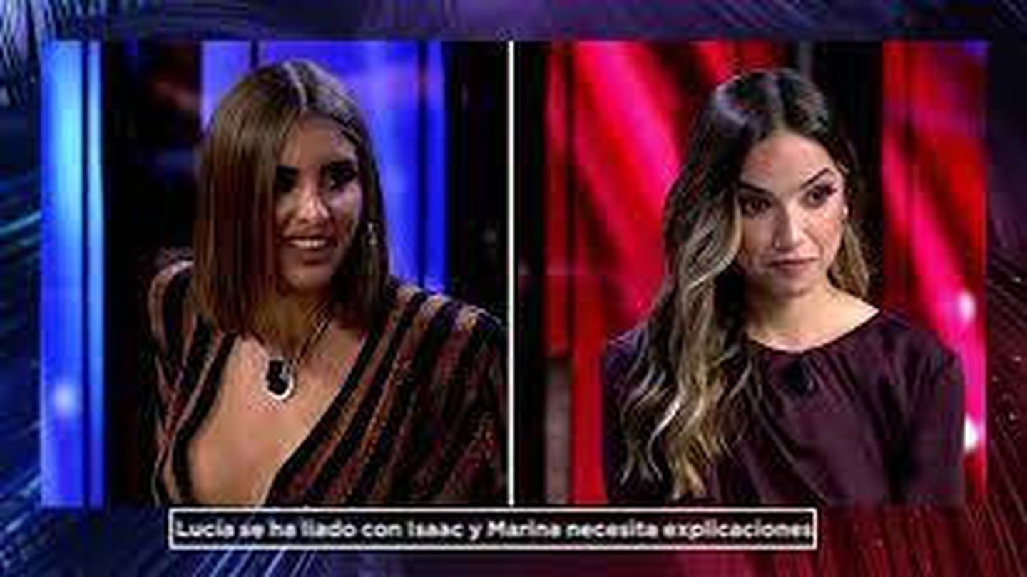 Marina y Lucía, en el debate de 'La isla de las tentaciones'. (Telecinco)