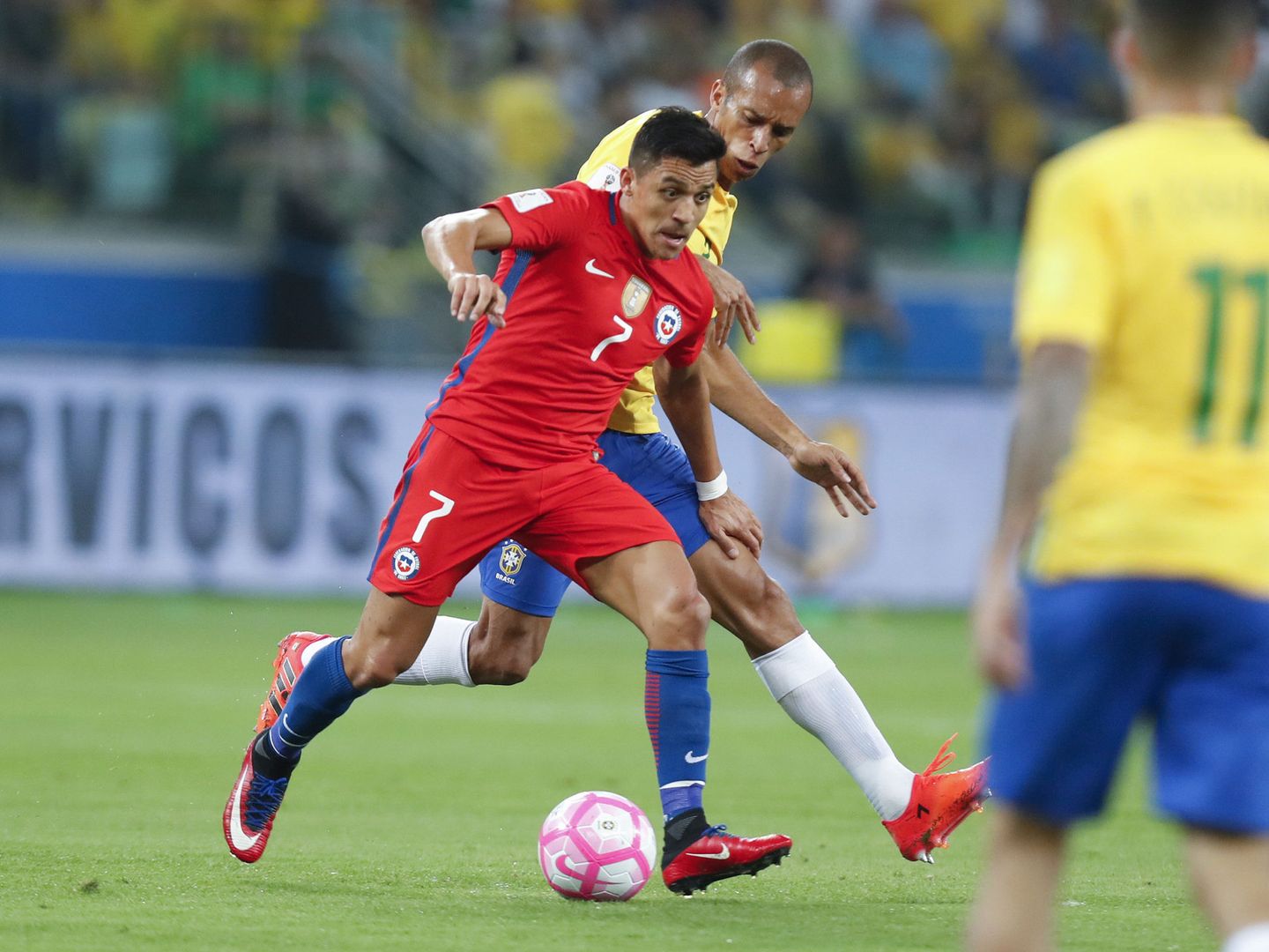 Alexis Sánchez, durante un partido contra la selección de Brasil | EFE